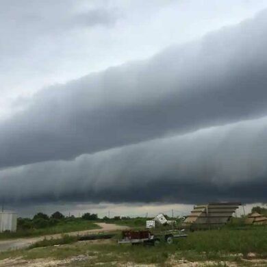 Atmosférické undulární vývrty