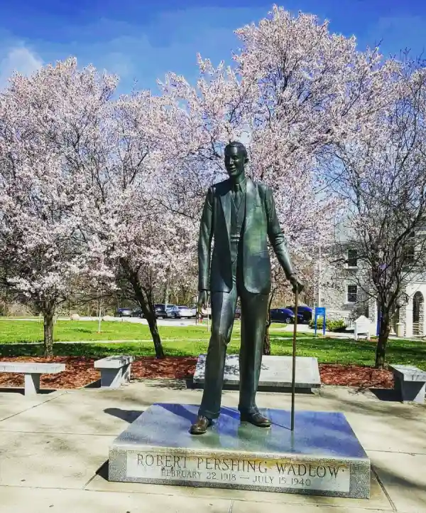 Socha robert wadlow v altonu